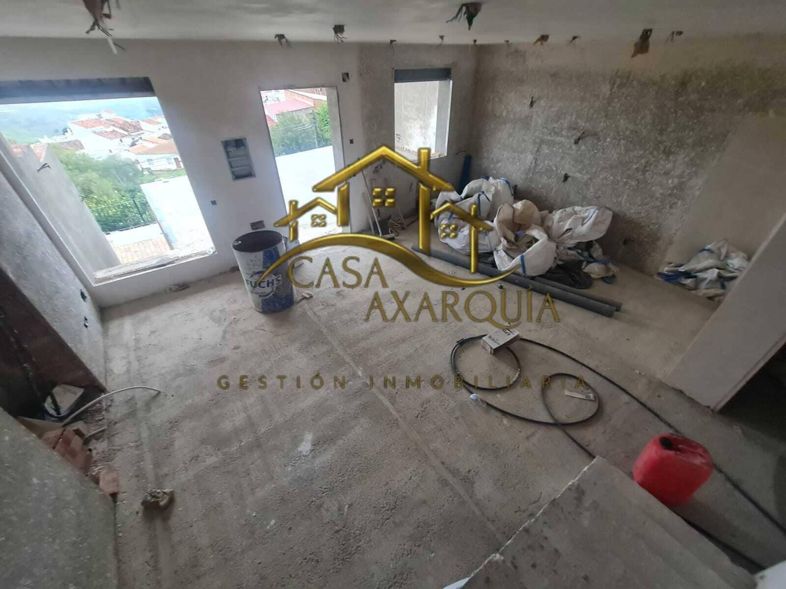 4 bedroom Townhouse for sale in Periana with garage - € 175,000 (Ref: 9920595)