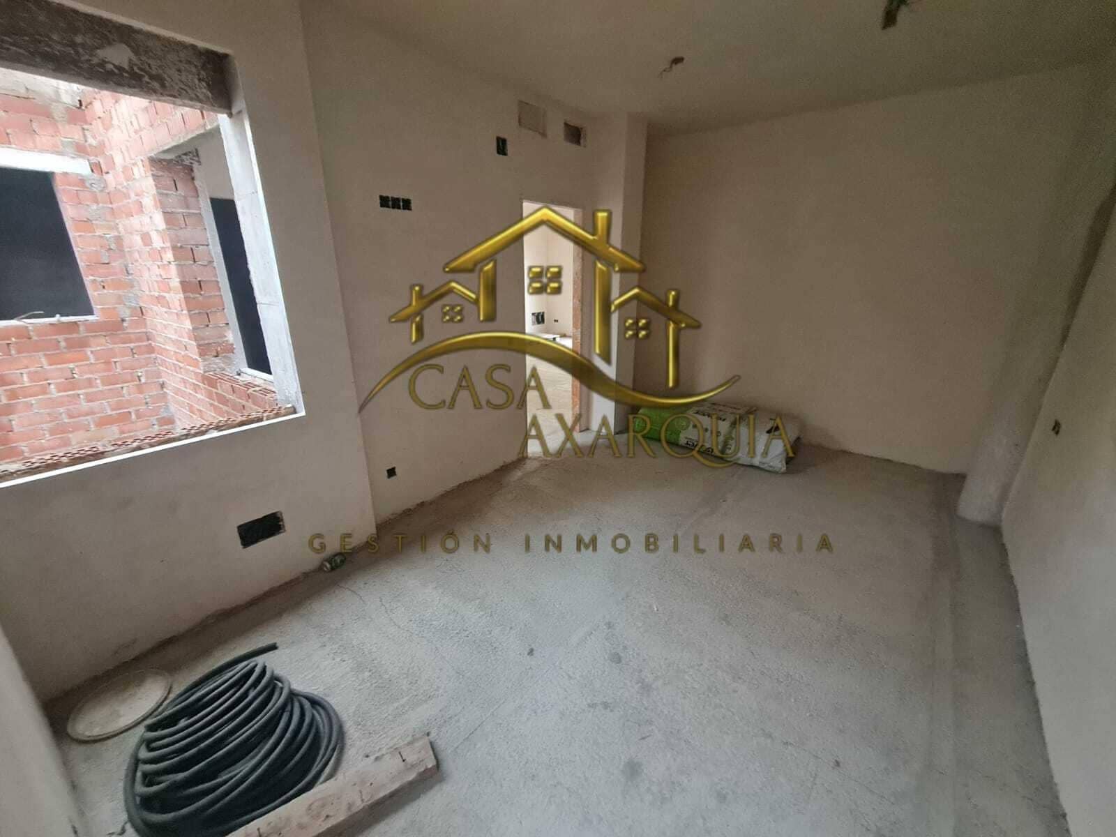 4 bedroom Townhouse for sale in Periana with garage - € 175,000 (Ref: 9920595)