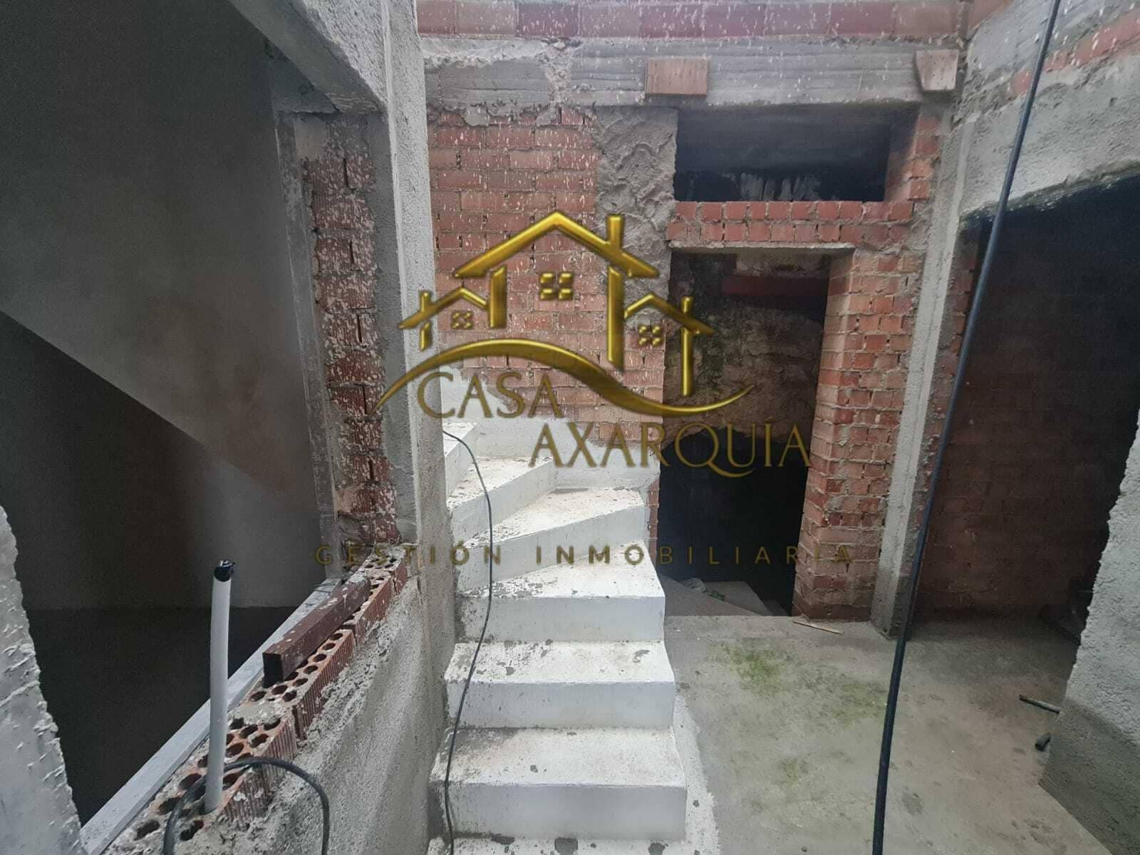 4 bedroom Townhouse for sale in Periana with garage - € 175,000 (Ref: 9920595)