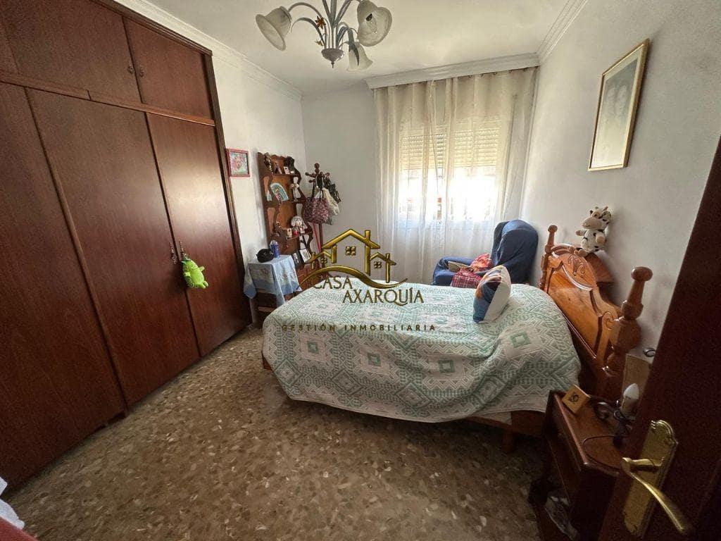 2 bedroom Flat for sale in Velez-Malaga - € 249,900 (Ref: 9927617)