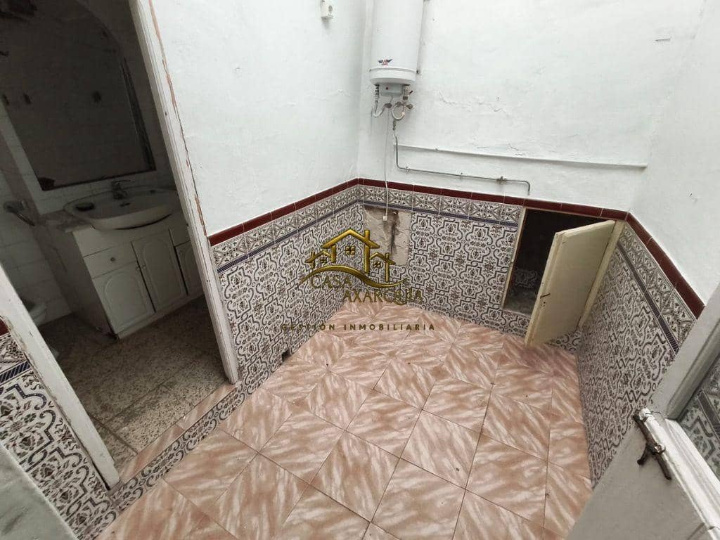 7 soveværelse Byhus til salg i Competa - € 219.000 (Ref: 9927619)