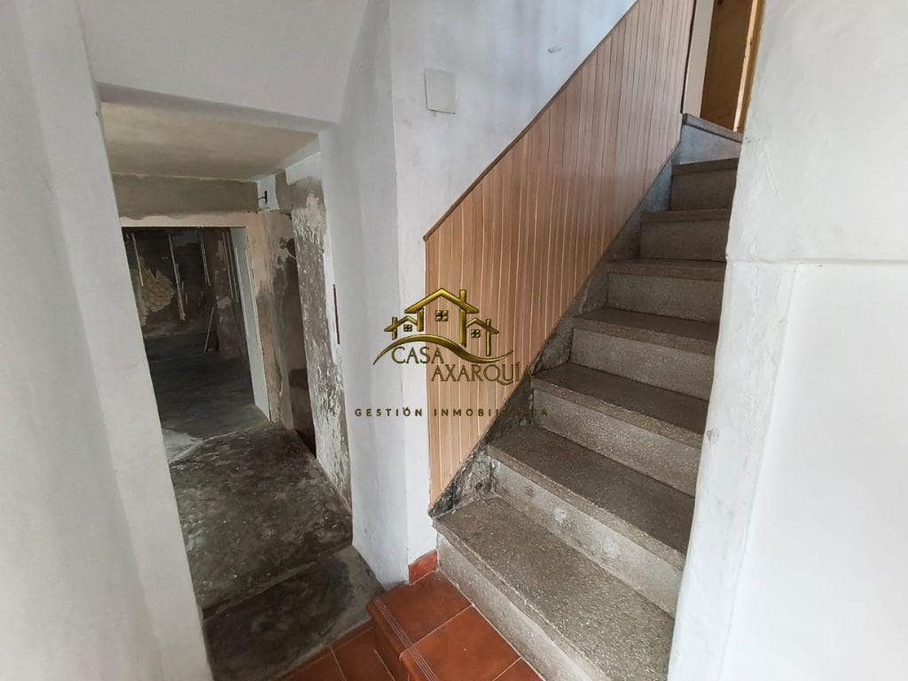 7 soveværelse Byhus til salg i Competa - € 219.000 (Ref: 9927619)