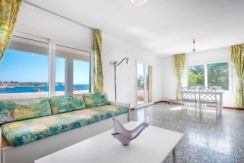 4 soverom Villa til salgs i Cala Llombards med garasje - € 2 900 000 (Ref: 10185209)