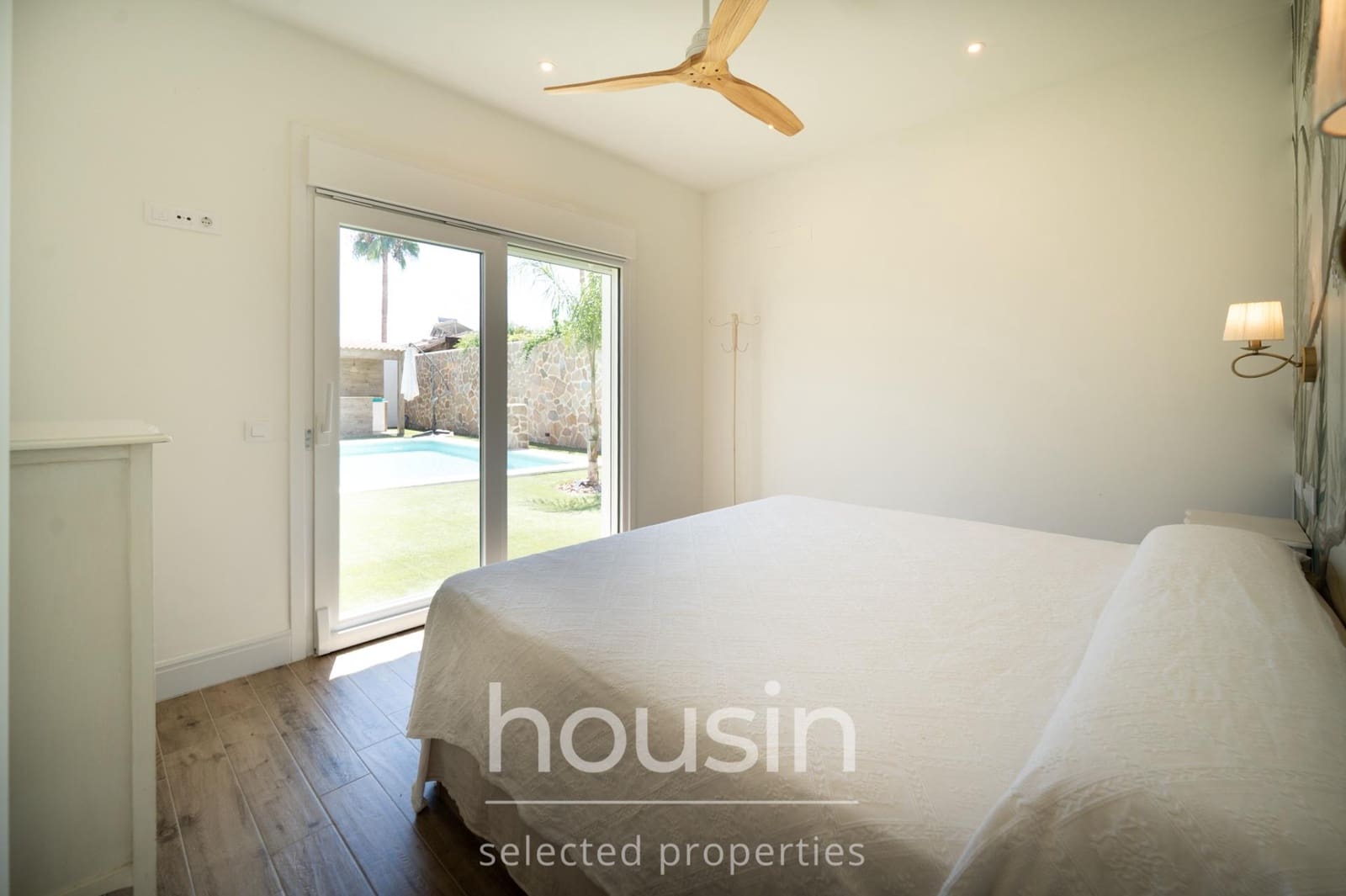 4 Zimmer Villa zu verkaufen in Almensilla mit Pool Garage - 628.000 € (Ref: 10009132)