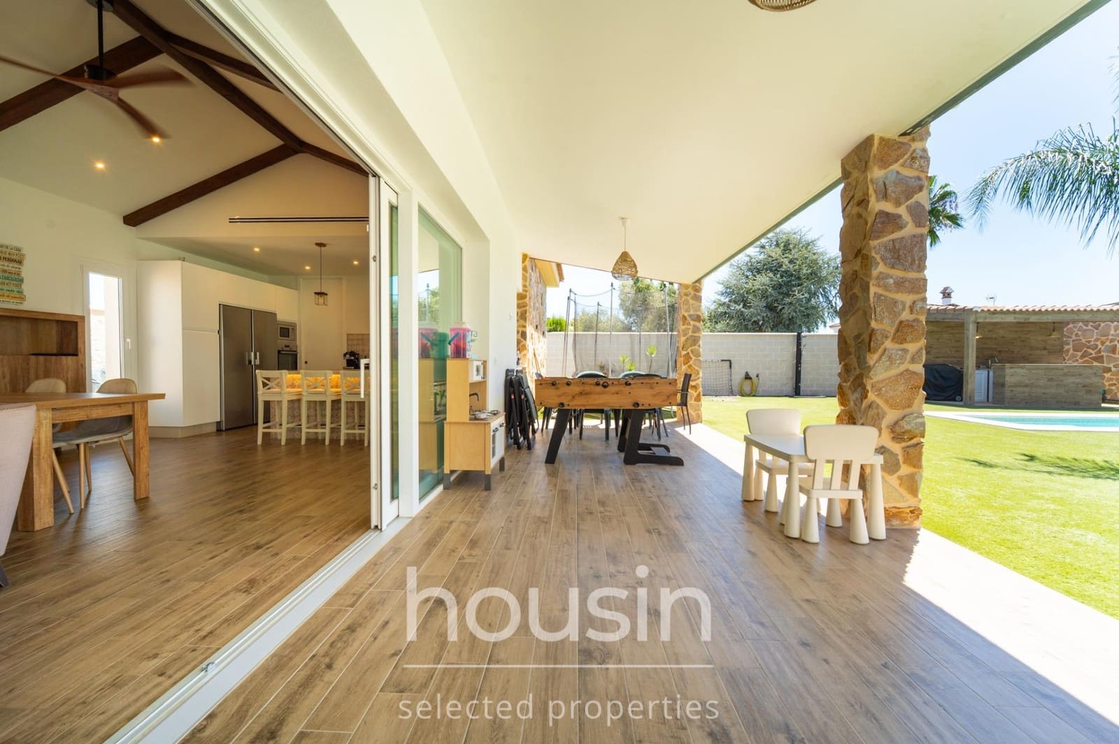 4 Zimmer Villa zu verkaufen in Almensilla mit Pool Garage - 628.000 € (Ref: 10009132)
