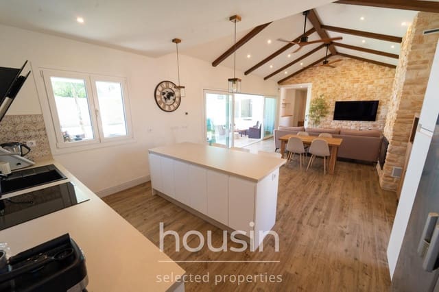 4 Zimmer Villa zu verkaufen in Almensilla mit Pool Garage - 628.000 € (Ref: 10009132)