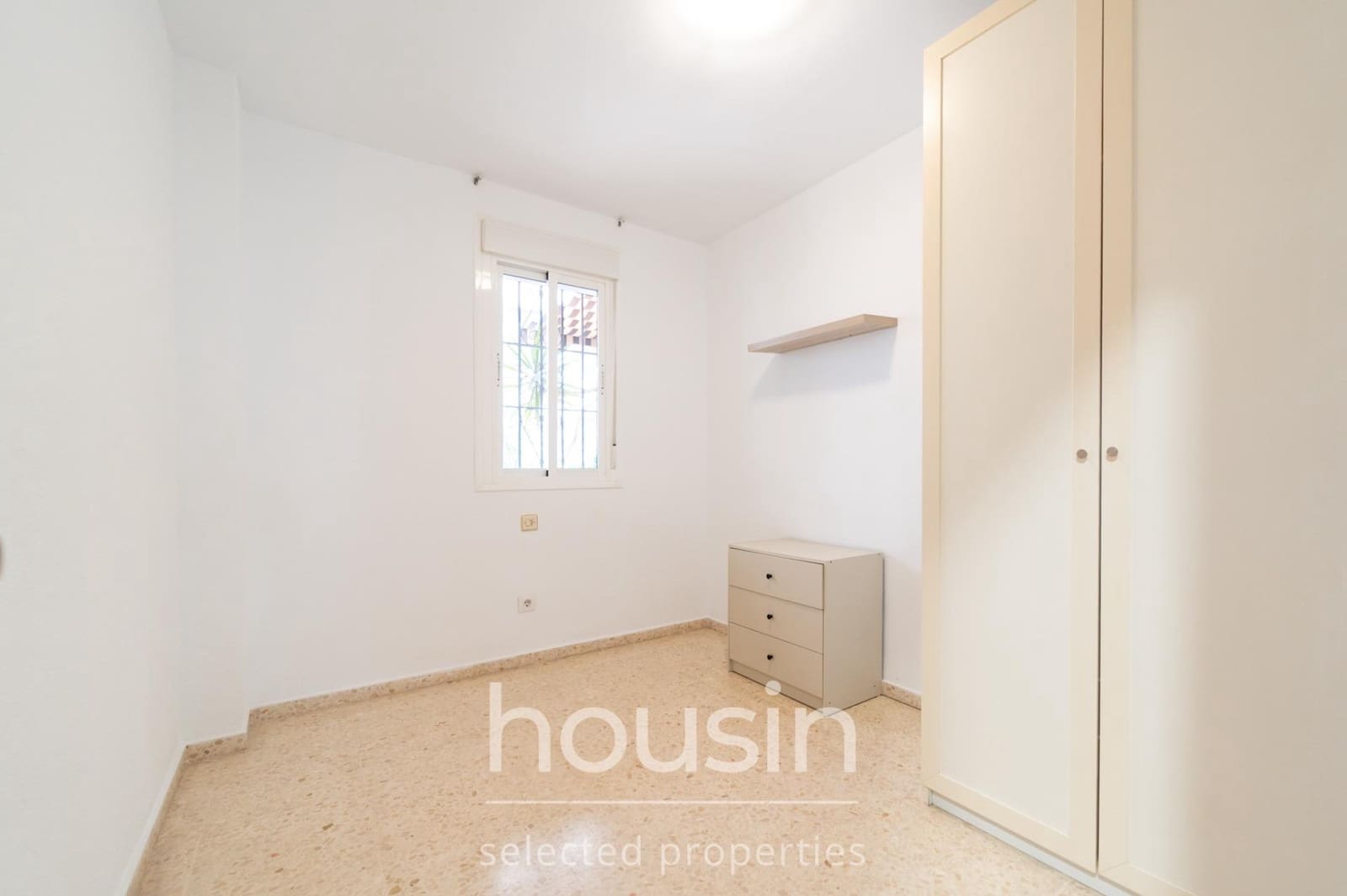 3 Zimmer Wohnung zu vermieten in Sevilla Stadt - 1.300 € (Ref: 10049332)