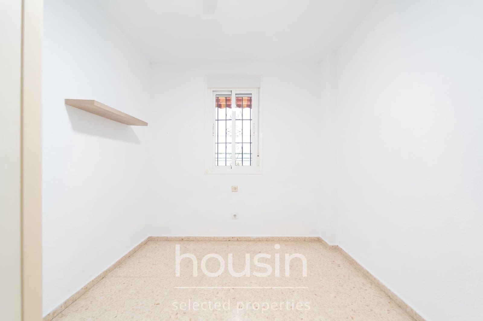 3 Zimmer Wohnung zu vermieten in Sevilla Stadt - 1.300 € (Ref: 10049332)