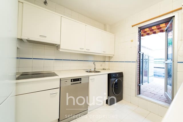 3 Zimmer Wohnung zu vermieten in El Porvenir, Sevilla Stadt - 1.300 € (Ref: 10049332)