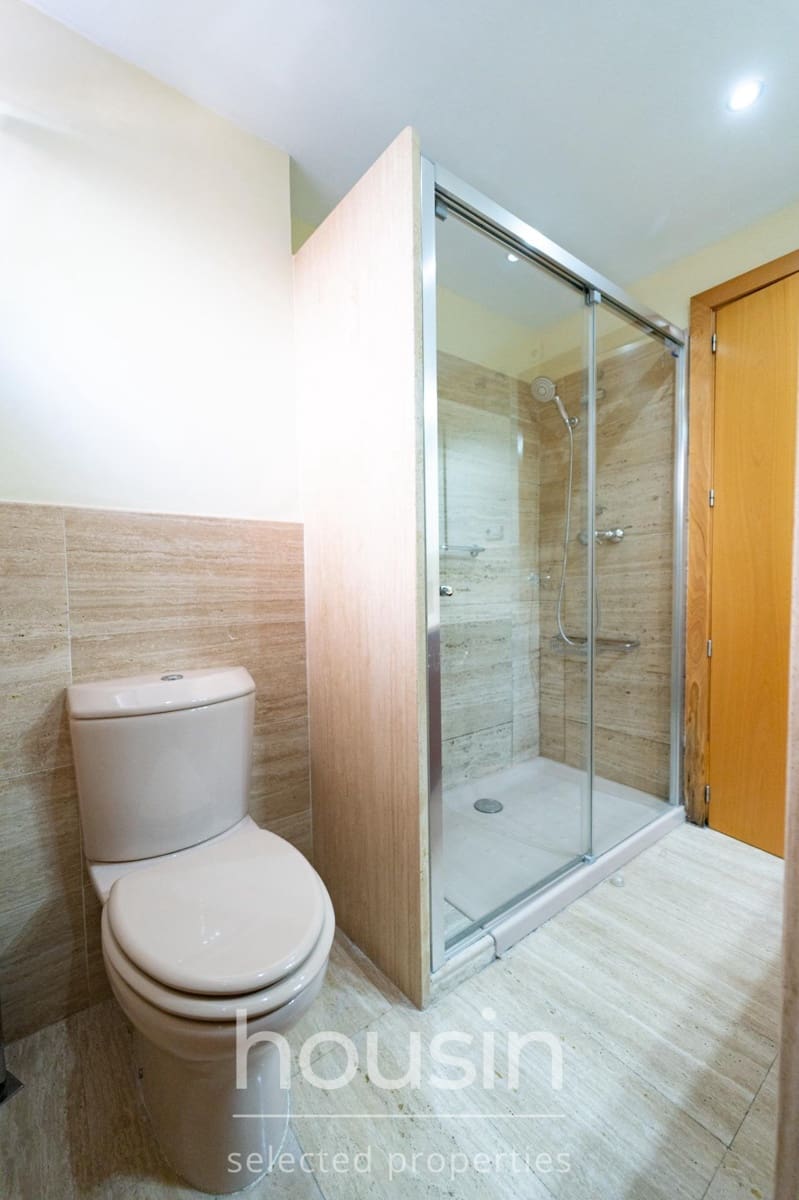 2 sypialnia Mieszkanie do wynajęcia w Miasto Sewilla z basenem garażem - 1 400 € (Ref: 10076474)