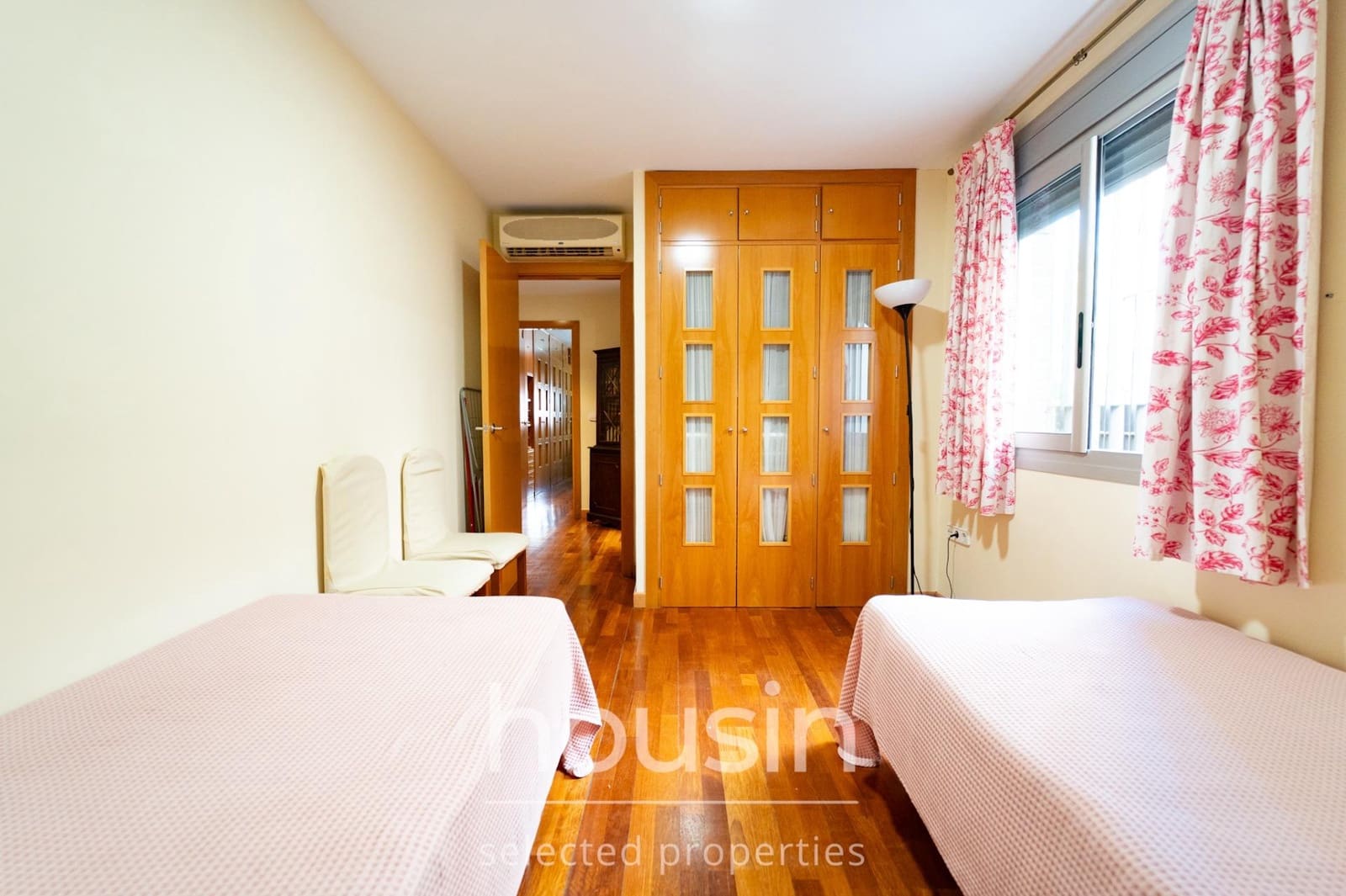 2 sypialnia Mieszkanie do wynajęcia w Miasto Sewilla z basenem garażem - 1 400 € (Ref: 10076474)