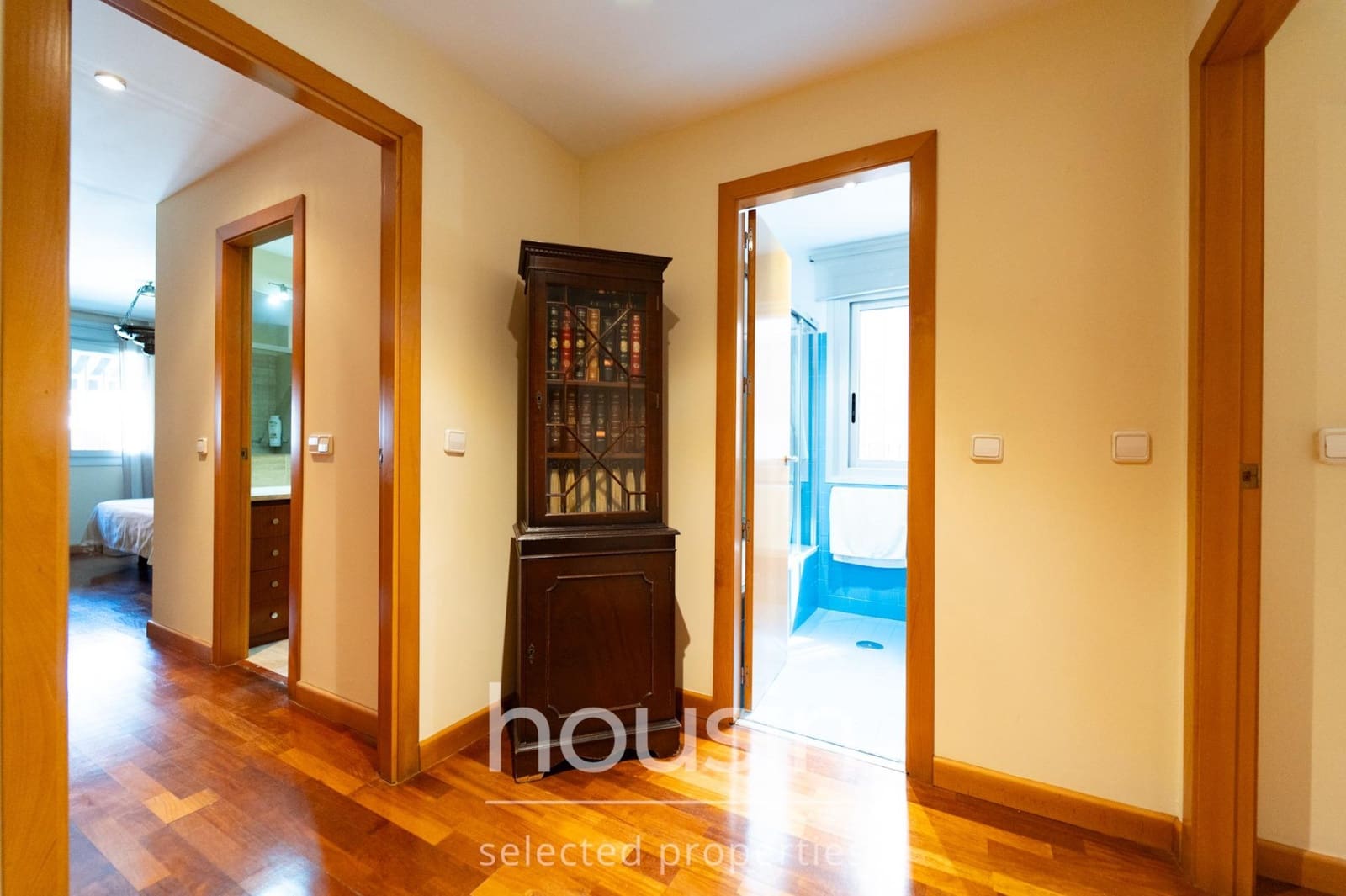 2 sypialnia Mieszkanie do wynajęcia w Miasto Sewilla z basenem garażem - 1 400 € (Ref: 10076474)