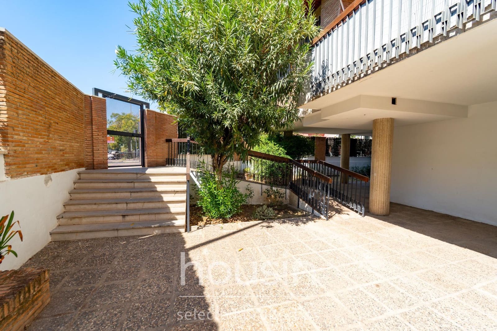 2 sypialnia Mieszkanie do wynajęcia w Miasto Sewilla z basenem garażem - 1 400 € (Ref: 10076474)