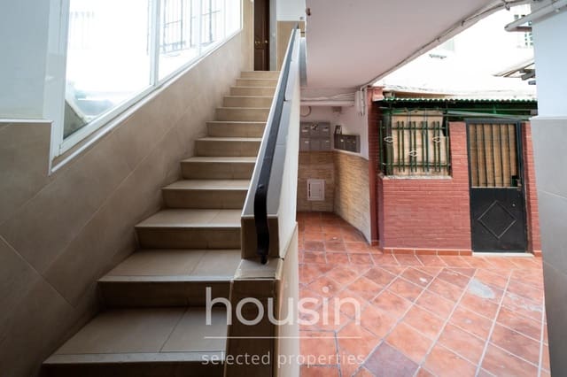 2 sovrum Lägenhet till salu i Sevilla stad - 228 000 € (Ref: 10086230)