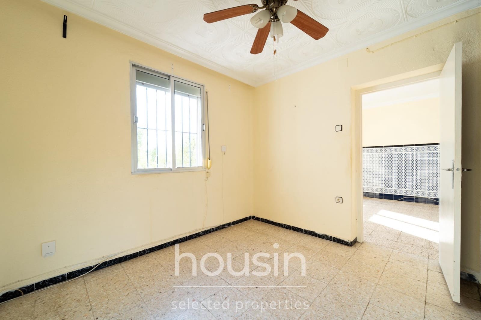 2 bedroom Flat for sale in Seville city - € 150,000 (Ref: 10094735)