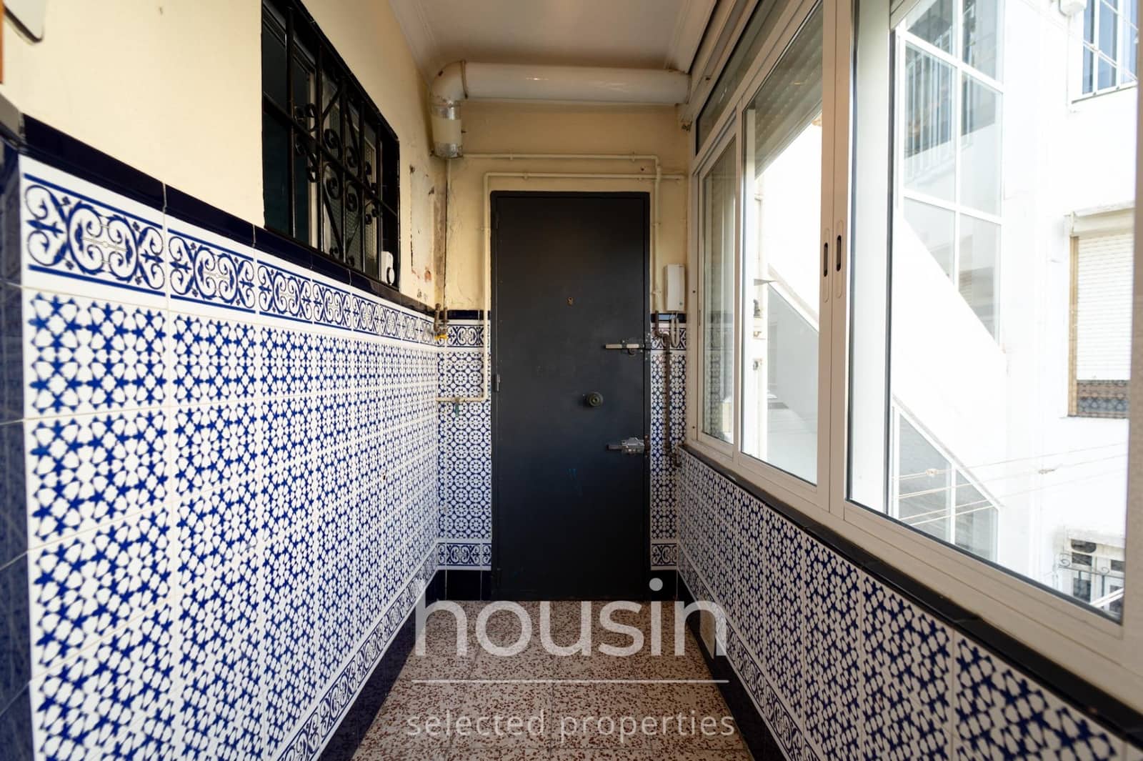 2 bedroom Flat for sale in Seville city - € 150,000 (Ref: 10094735)