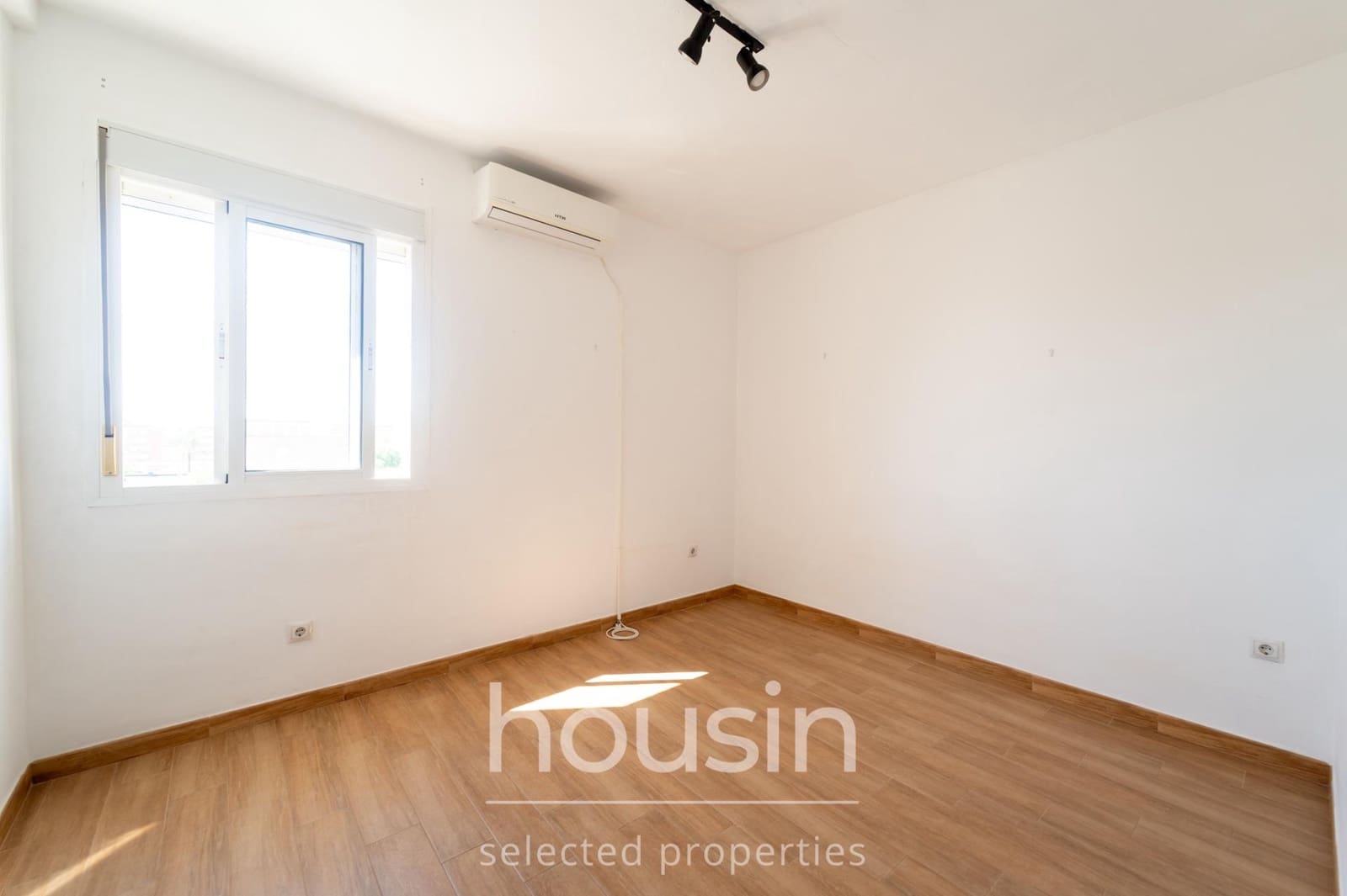 3 quarto Apartamento para venda em Sevilha cidade com garagem - 335 000 € (Ref: 10098461)