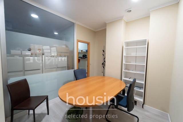Biuro na sprzedaż w Miasto Sewilla - 340 000 € (Ref: 10115918)