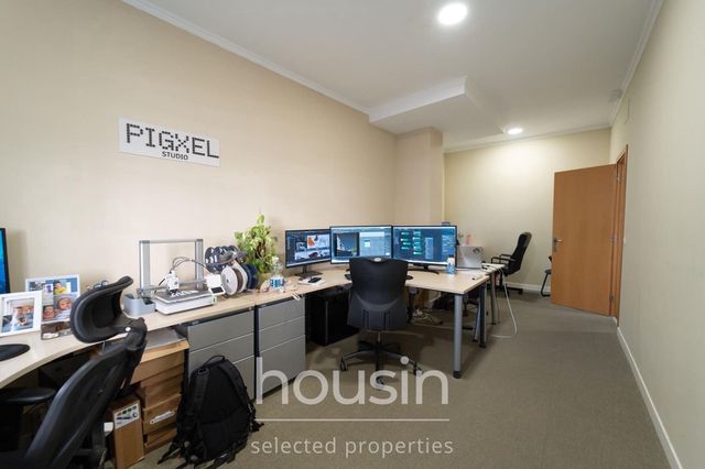 Commercieel te koop in Sevilla stad - € 340.000 (Ref: 10119949)