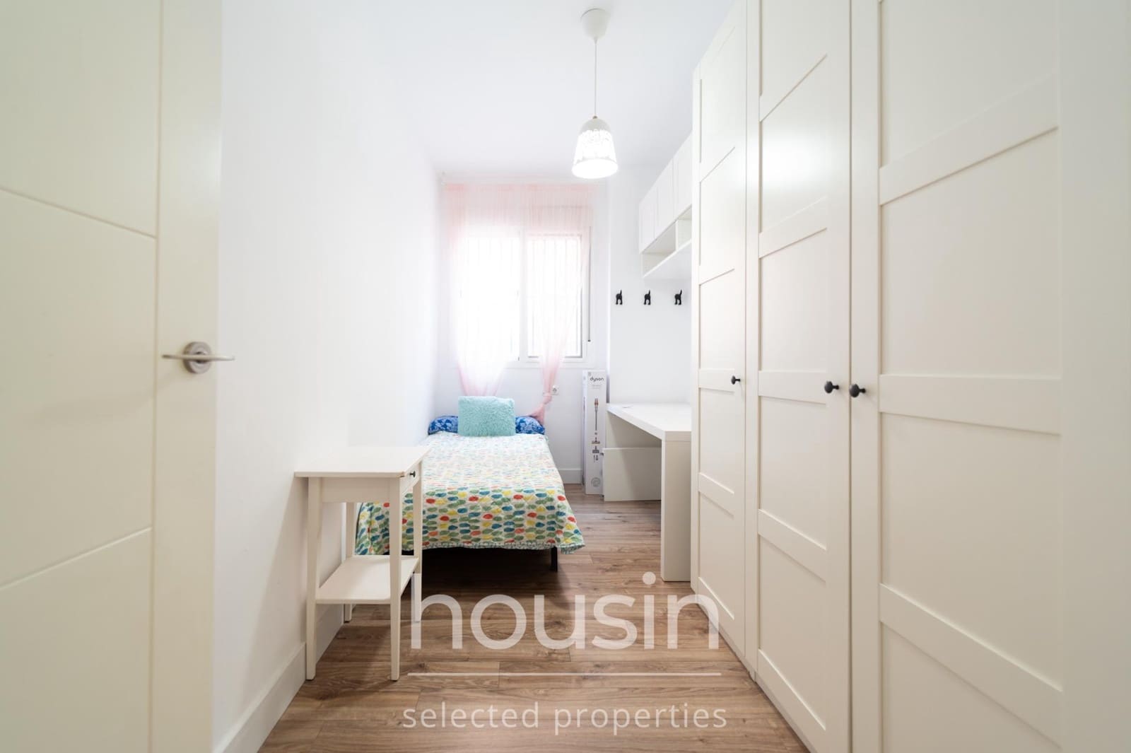 2 bedroom Flat for sale in Seville city with garage - € 207,500 (Ref: 10129553)