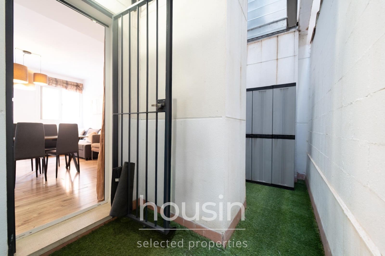 2 bedroom Flat for sale in Seville city with garage - € 207,500 (Ref: 10129553)