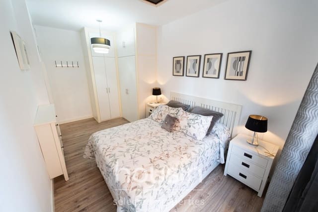 2 bedroom Flat for sale in Seville city with garage - € 207,500 (Ref: 10129553)