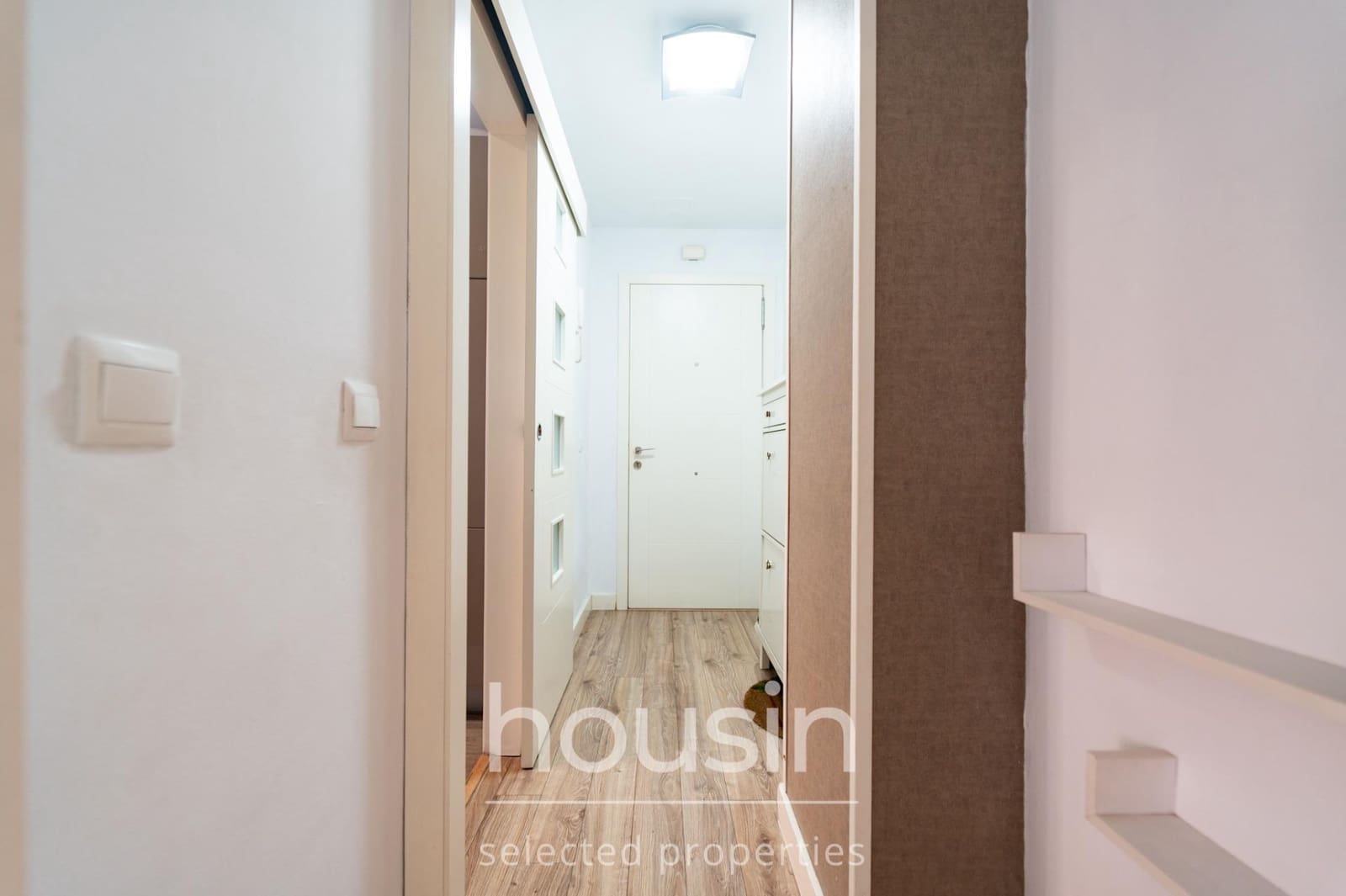 2 bedroom Flat for sale in Seville city with garage - € 207,500 (Ref: 10129553)