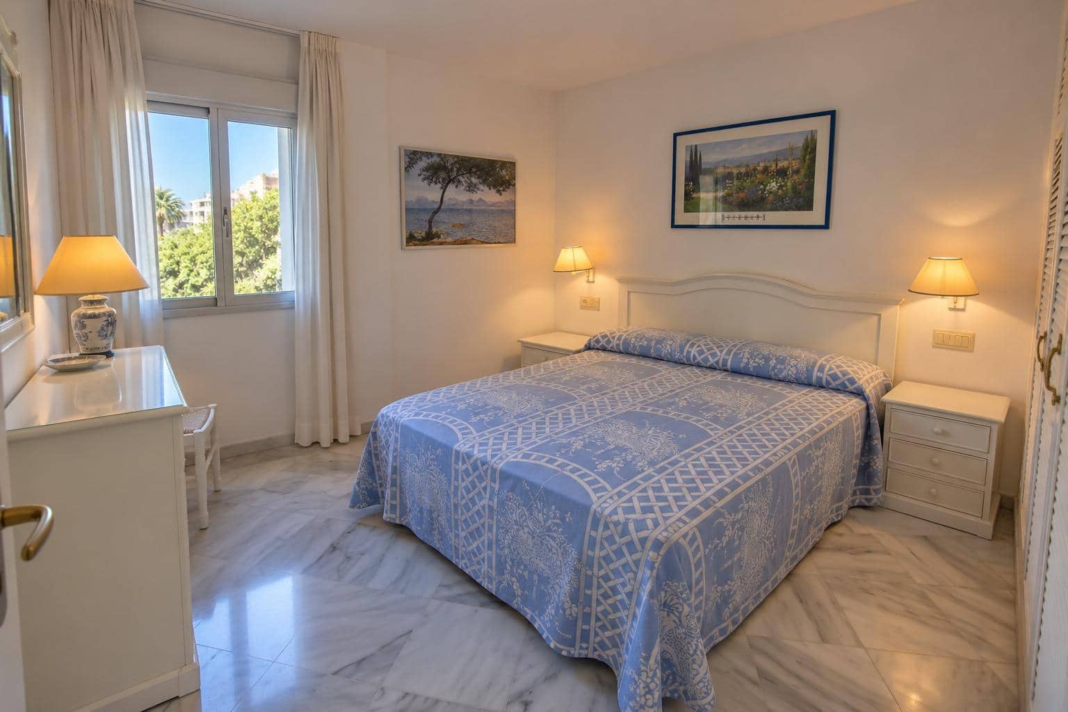 2 bedroom Flat for sale in Islantilla with pool garage - € 450,000 (Ref: 10161545)