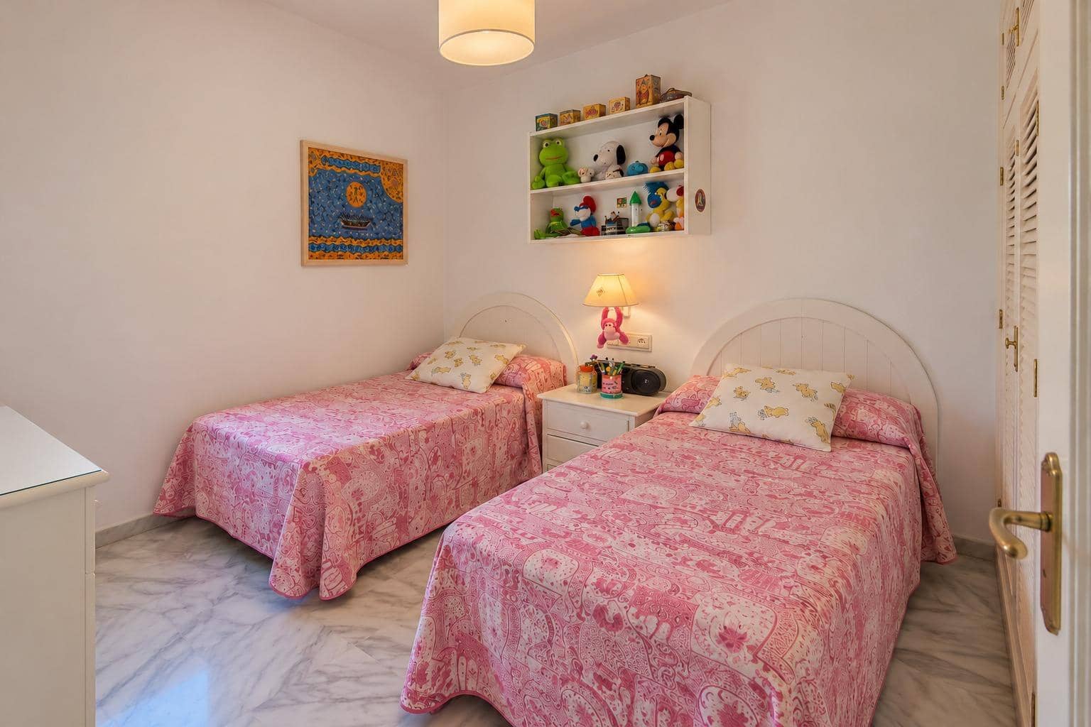 2 bedroom Flat for sale in Islantilla with pool garage - € 450,000 (Ref: 10161545)