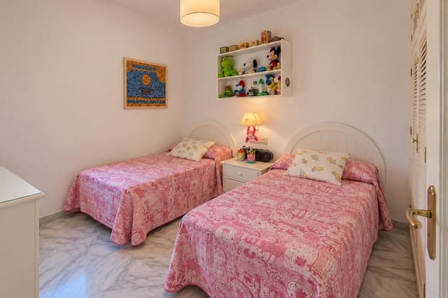 2 chambre Appartement à vendre à Islantilla, Isla Cristina avec piscine garage - 450 000 € (Ref: 10161545)