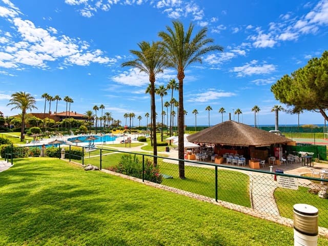 2 soveværelse Lejlighed til salg i Islantilla, Isla Cristina med swimmingpool garage - € 450.000 (Ref: 10161545)