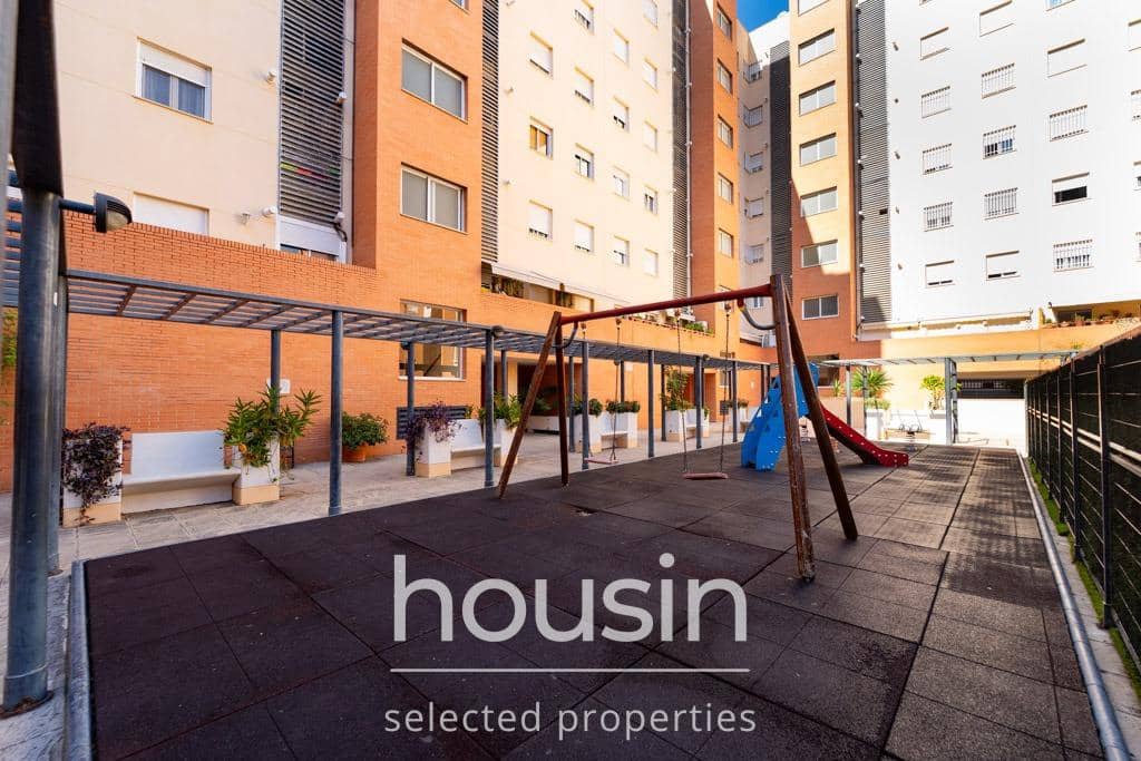 3 soveværelse Lejlighed til salg i Sevilla by med swimmingpool garage - € 285.000 (Ref: 10166722)