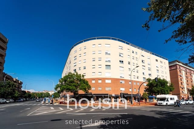 3 soveværelse Lejlighed til salg i Sevilla by med swimmingpool garage - € 285.000 (Ref: 10166722)