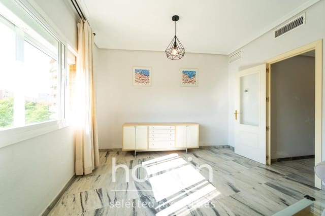 3 soveværelse Lejlighed til salg i Sevilla by med swimmingpool garage - € 285.000 (Ref: 10166722)