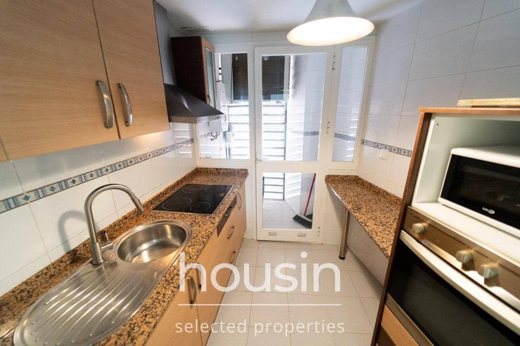 3 camera da letto Appartamento in vendita in Siviglia citta con piscina garage - 285.000 € (Rif: 10166722)