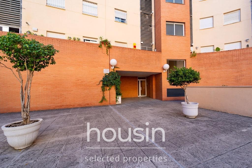 3 camera da letto Appartamento in vendita in Siviglia citta con piscina garage - 285.000 € (Rif: 10166722)