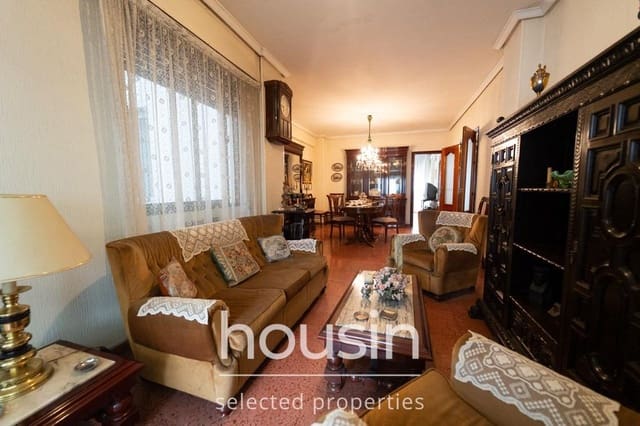 5 slaapkamer Flat te koop in Sevilla stad - € 680.000 (Ref: 10168479)