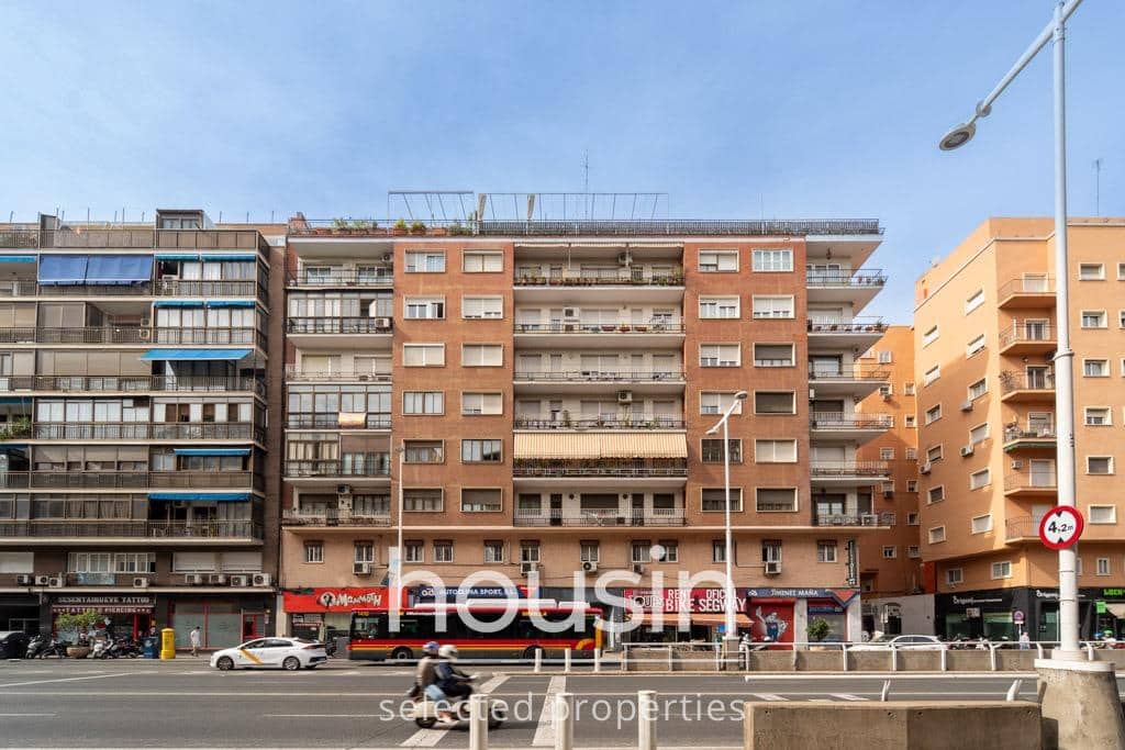 5 sypialnia Mieszkanie na sprzedaż w Miasto Sewilla - 680 000 € (Ref: 10168479)