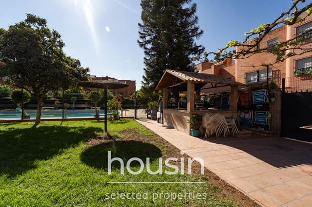 5 soverom Rekkehus til salgs i Santa Clara, Sevilla by med svømmebasseng garasje - € 360 000 (Ref: 10177206)