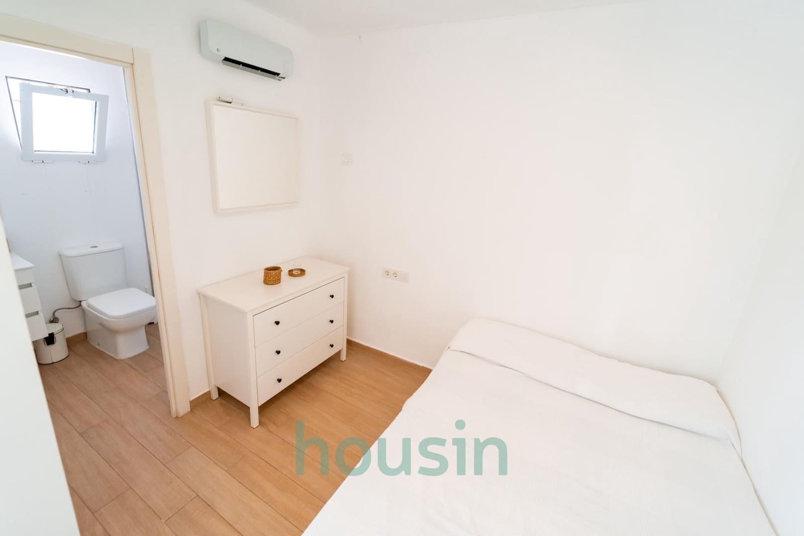 15 soverom Kommersiell til salgs i Sevilla by - € 1 950 000 (Ref: 8398577)