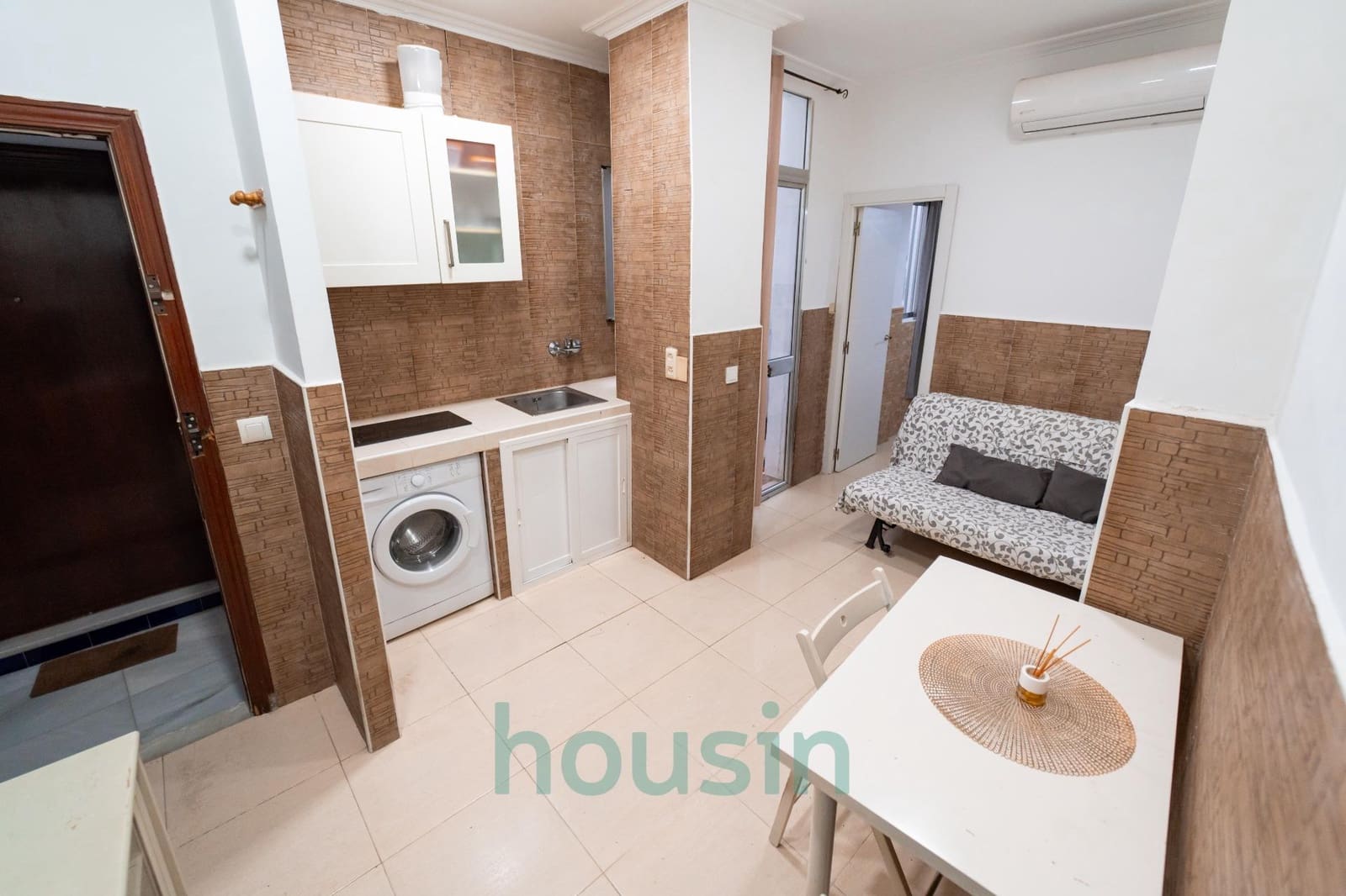 15 soverom Kommersiell til salgs i Sevilla by - € 1 950 000 (Ref: 8398577)