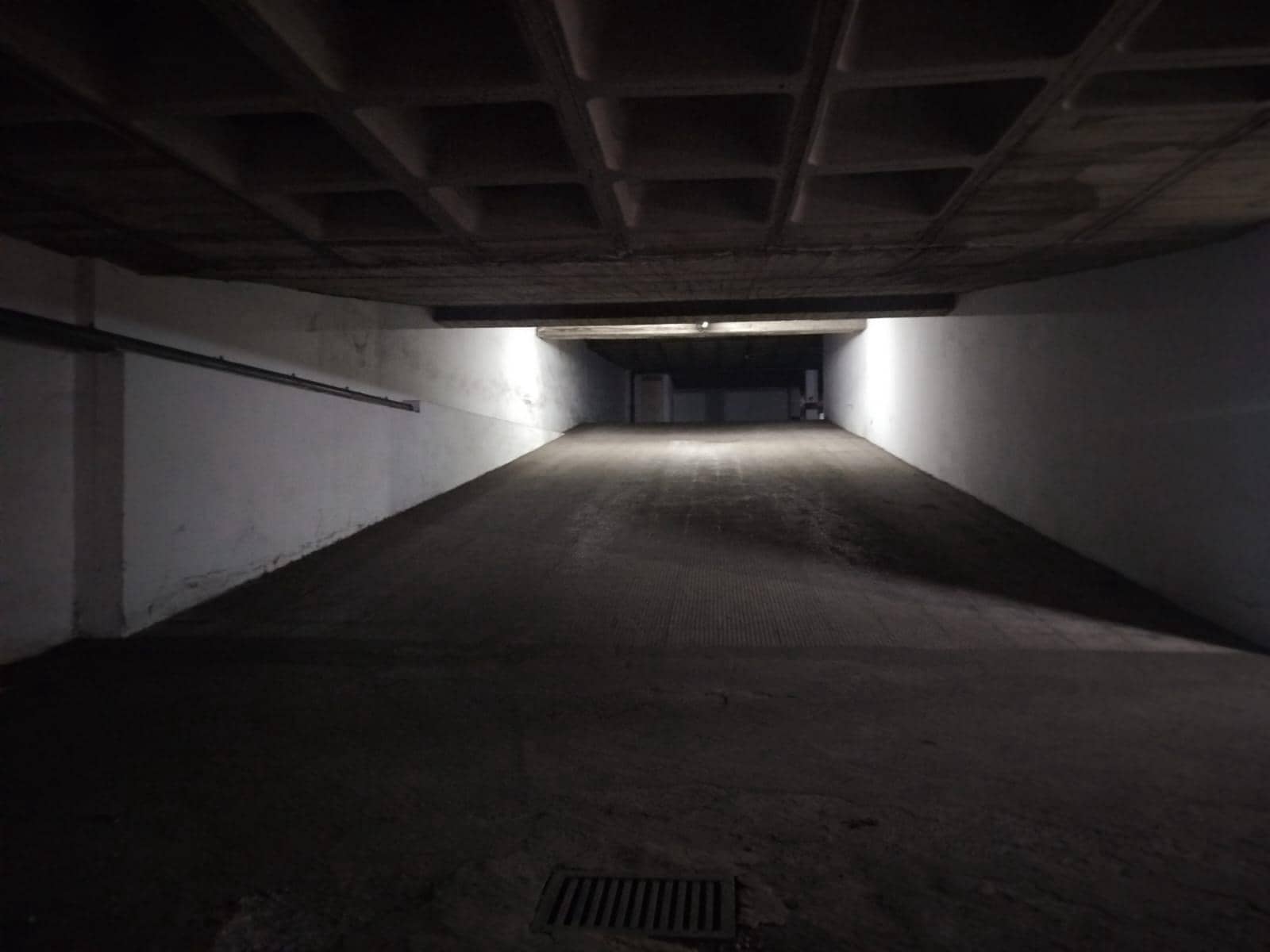 Garaż na sprzedaż w Miasto Sewilla - 25 000 € (Ref: 8857495)