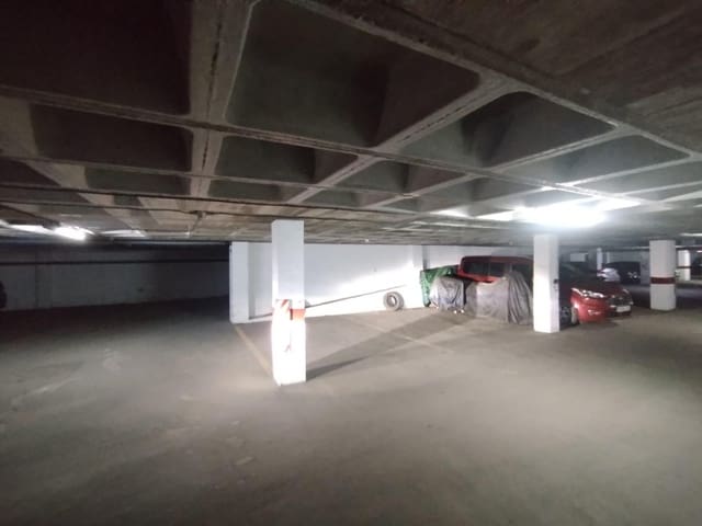 Garaż na sprzedaż w El Porvenir, Miasto Sewilla - 25 000 € (Ref: 8857495)