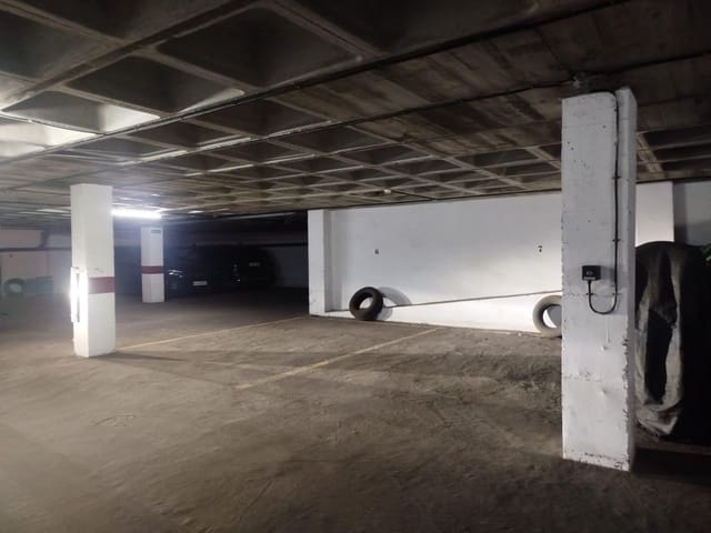 Garaż na sprzedaż w El Porvenir, Miasto Sewilla - 25 000 € (Ref: 8857495)