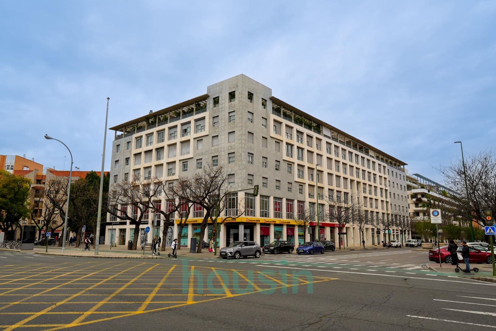 3 soveværelse Lejlighed til salg i Sevilla by med garage - € 838.000 (Ref: 8862609)