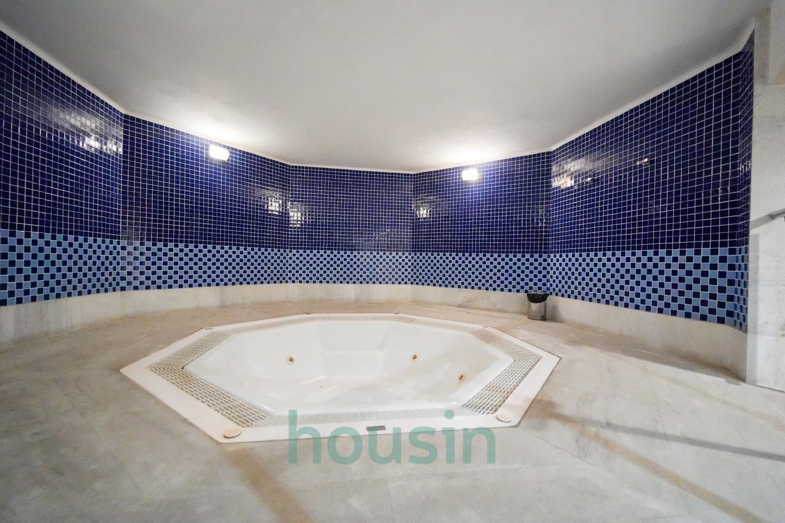 3 soveværelse Lejlighed til salg i Sevilla by med garage - € 838.000 (Ref: 8862609)