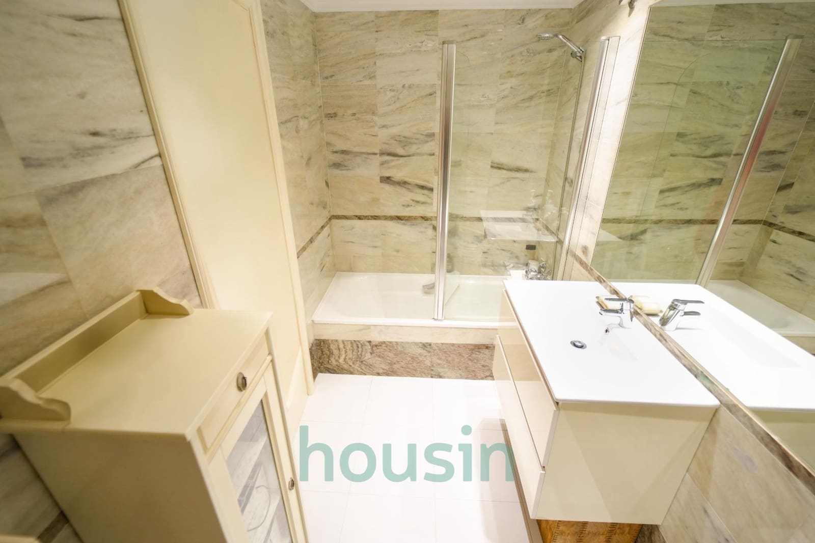 3 soveværelse Lejlighed til salg i Sevilla by med garage - € 838.000 (Ref: 8862609)