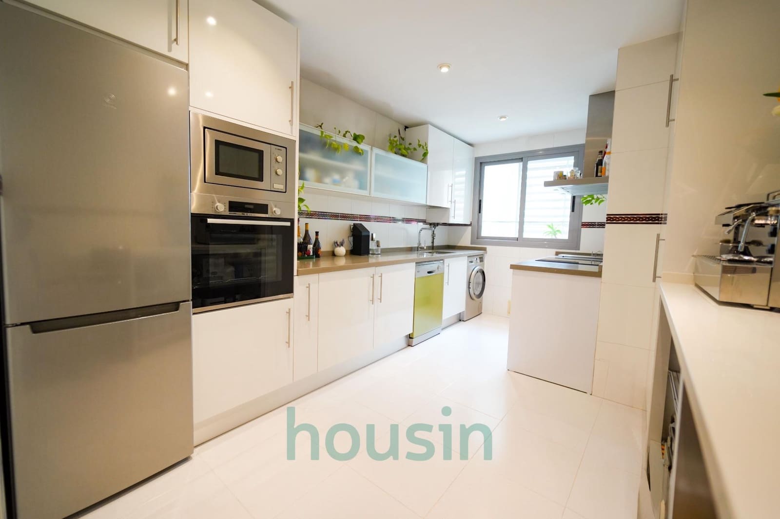 3 soveværelse Lejlighed til salg i Sevilla by med garage - € 838.000 (Ref: 8862609)