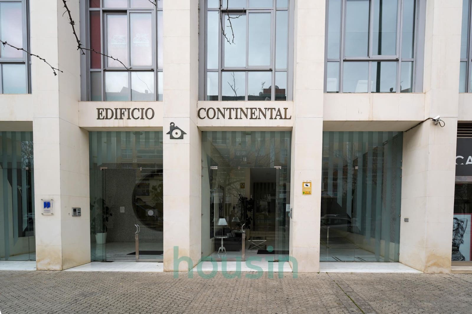 3 soveværelse Lejlighed til salg i Sevilla by med garage - € 838.000 (Ref: 8862609)