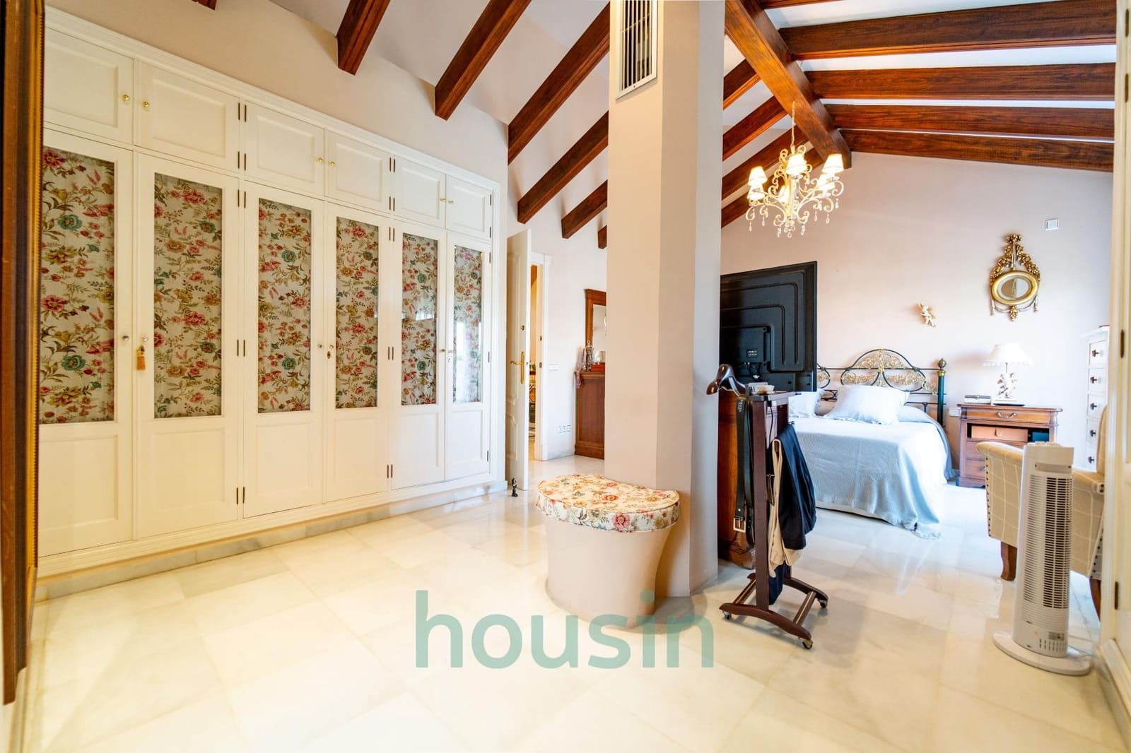 6 soverom Villa til salgs i Bormujos med svømmebasseng garasje - € 1 500 000 (Ref: 9073351)